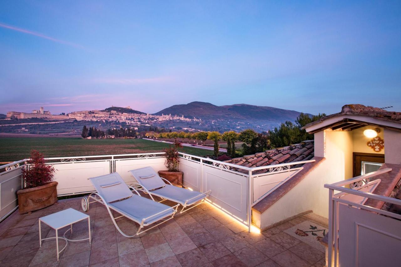 Unica Assisi Agri-Charming House Bed and Breakfast Exteriör bild