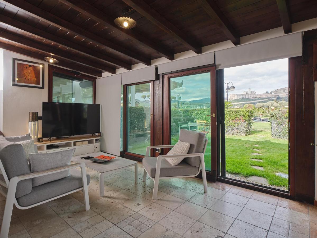 Unica Assisi Agri-Charming House Bed and Breakfast Exteriör bild