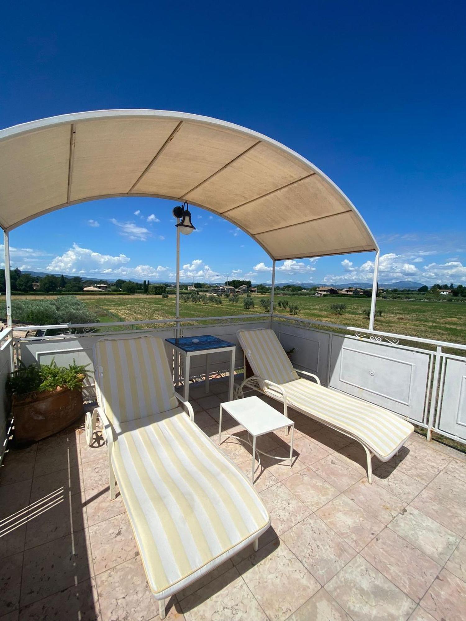 Unica Assisi Agri-Charming House Bed and Breakfast Exteriör bild