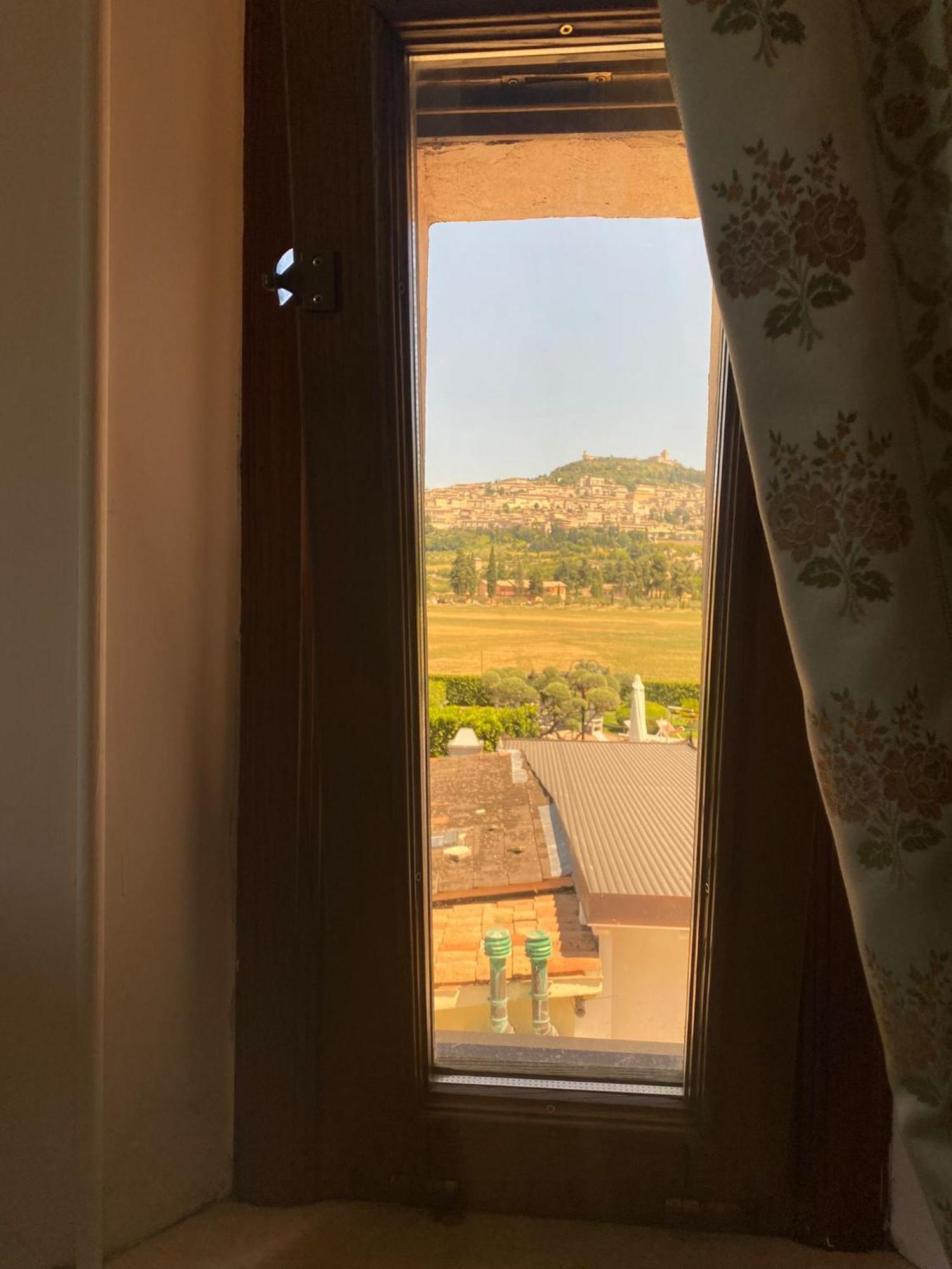 Unica Assisi Agri-Charming House Bed and Breakfast Exteriör bild